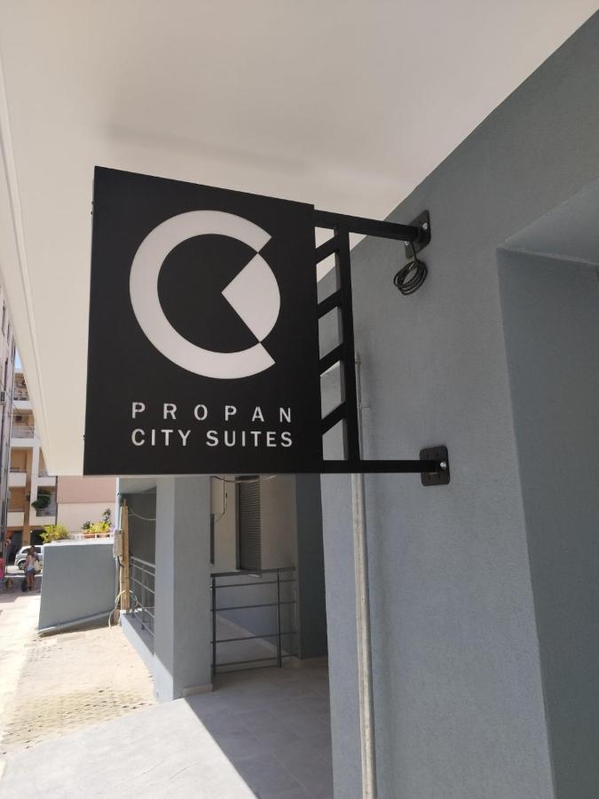 Propan City Suites Volos Buitenkant foto